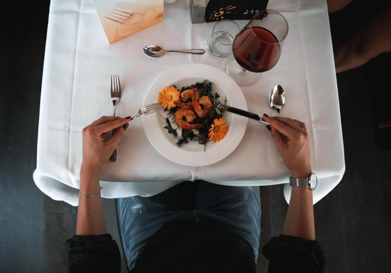 Hotel Sonnenhof 카스텔로토 외부 사진