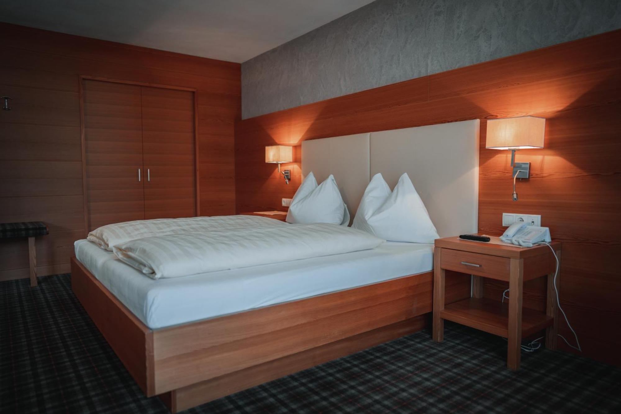 Hotel Sonnenhof 카스텔로토 외부 사진