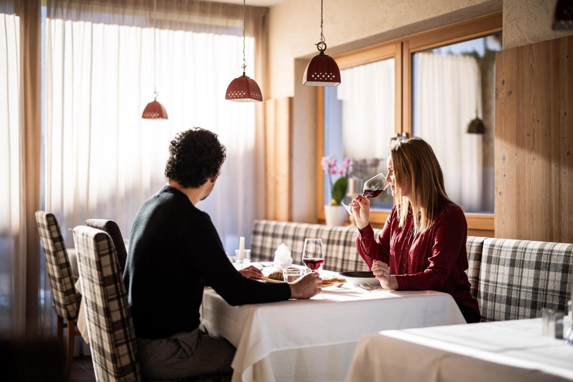 Hotel Sonnenhof 카스텔로토 외부 사진