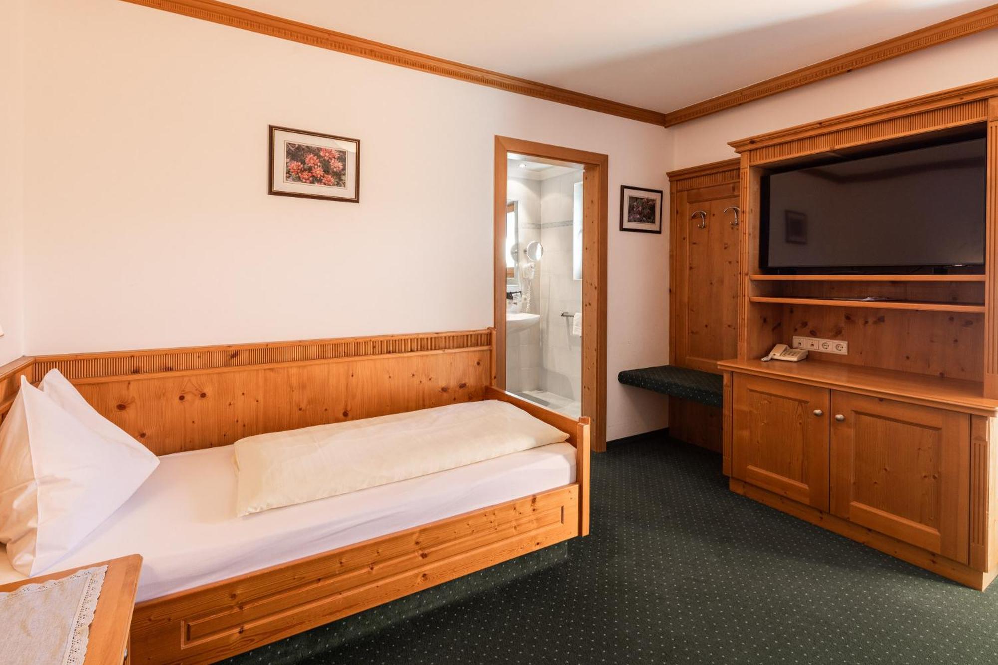 Hotel Sonnenhof 카스텔로토 외부 사진