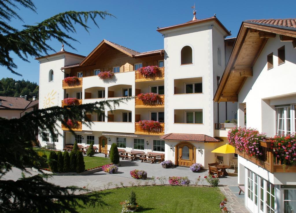Hotel Sonnenhof 카스텔로토 외부 사진